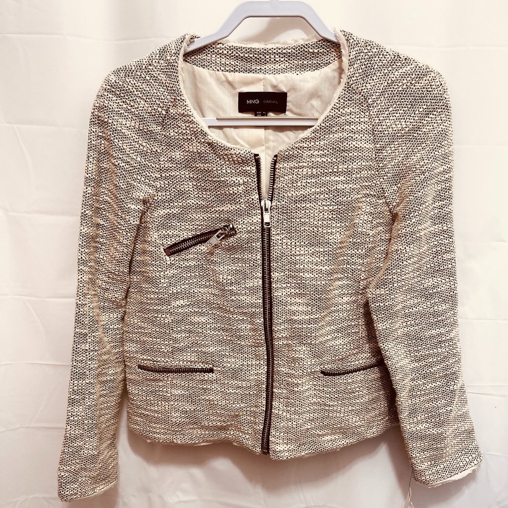 NWT MNG Women’s Zippered Jacket, Size L, Scoop Neckline, Lined